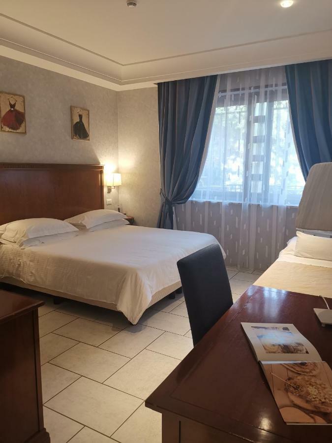 Andris Hotel Ercolano Exterior foto
